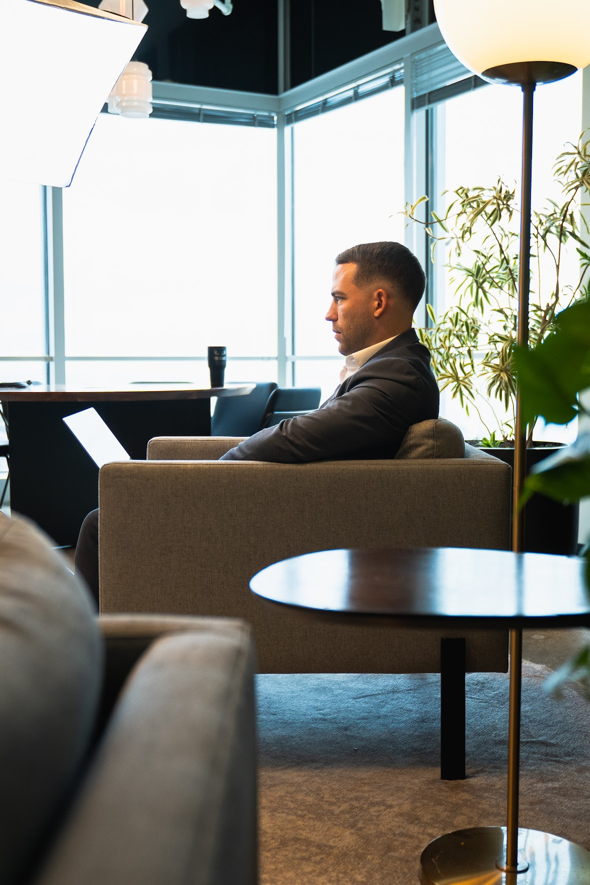 Portrait of Michael Smith, a licensed health and life insurance advisor in Tampa, Florida. With 8+ years of experience, he provides expert coverage for life, health, and property protection with personalized guidance.